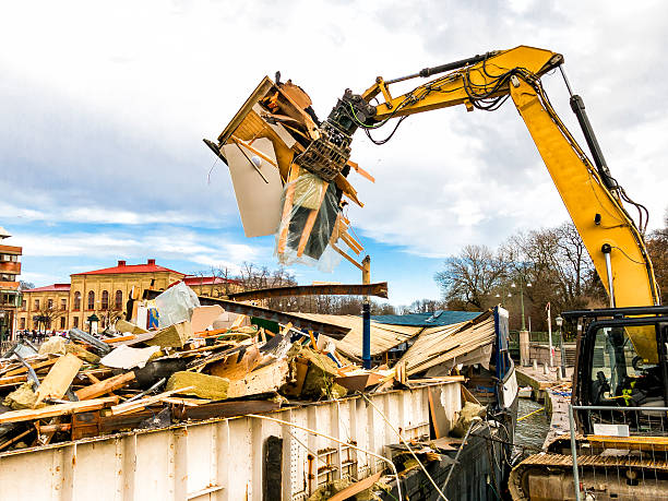 Best Construction Debris Removal  in Algonquin, IL